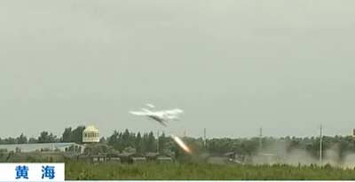 演習利用炮兵偵校雷達、無人機等裝備進行戰(zhàn)場情報偵察，有效提升了戰(zhàn)場透明度和信息交換。資料圖