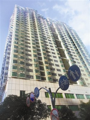 4名被害人疑為“畢打奧夜總會”的女員工，但此說法未得到羅湖警方證實。圖片來源：晶報