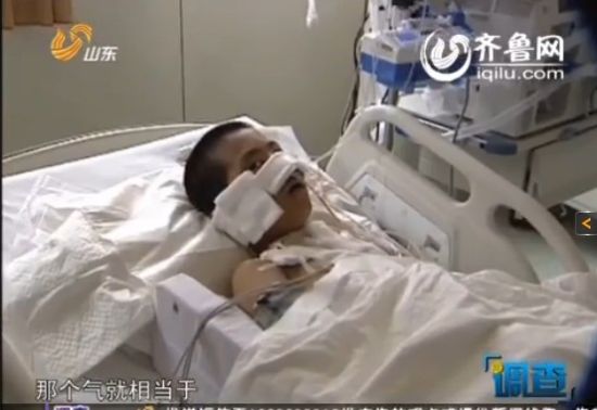 正在醫(yī)院接受治療的杜傳旺。