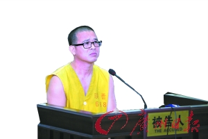 對于僥幸免于一死，鄭年勝似乎仍舊不服。在法庭上，鄭年勝一直高聲為自己辯護(hù)，稱自己沒錯，有錯也只是“將利息占為己有”，直至被法警帶離法庭。