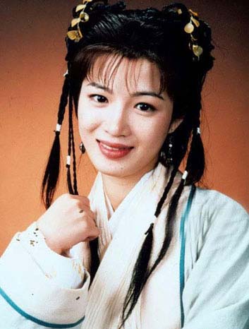 在古裝劇中，陳少霞算得上是“金牌配角”，許多角色都堪稱經(jīng)典