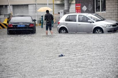 膠南遭遇200年來(lái)最強(qiáng)暴雨