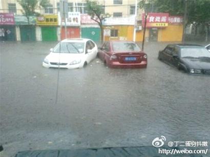 膠南遭遇200年來(lái)最強(qiáng)暴雨