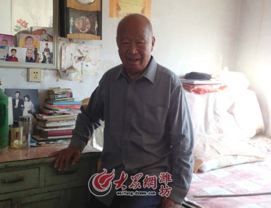 莫言獲得2012年諾貝爾文學(xué)獎，90歲父親之前表示很淡定