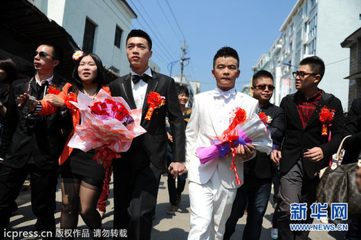 福建首對男同公開結婚