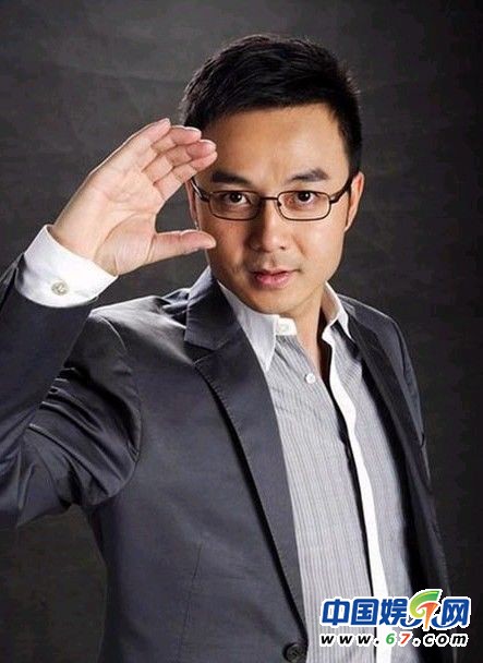《天天向上》七大主持人背景揭秘 屬跨國(guó)合作