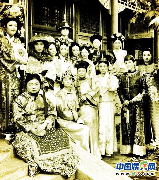 王菲曬秋季美照 網(wǎng)友調(diào)侃那么美怎么辦