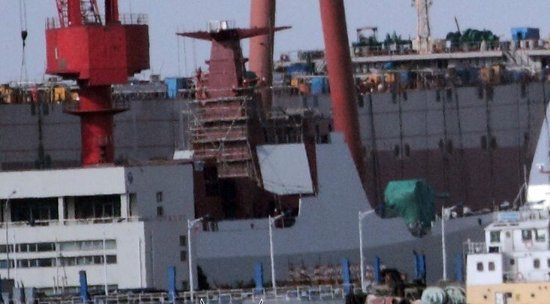 資料圖：媒體稱中國在建中的052D驅(qū)逐艦將歸入航母編隊(duì)。