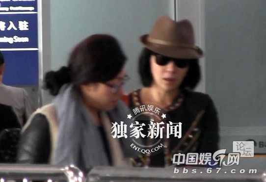 劉嘉玲機場被扣禁藥真相曝光 急懷孕求子引病變