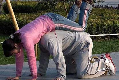 女人一發(fā)狠 誰也擋不住！