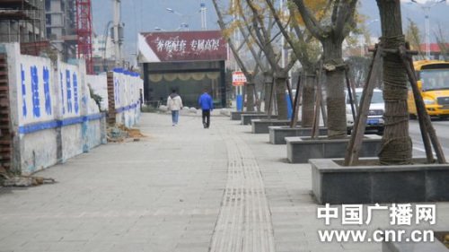 畢節(jié)市七星關區(qū)5名流浪兒童死亡事發(fā)地的垃圾箱已經被移走