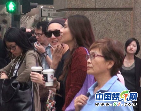 林志穎徐靜蕾素顏出街如路人 圖揭“辨識(shí)度”超低眾星
