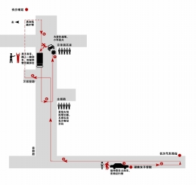 11月29日，香樟路京港澳高速公路橋下，被劫持的小車在逃跑過程中與貨車追 尾，起火后燒得只剩下鐵架。圖/記者陳勇