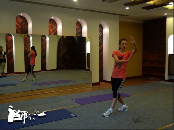 梁朝偉、章子怡、張震“拜師學(xué)藝”苦練功 《一代宗師》四大拳派戰(zhàn)江湖