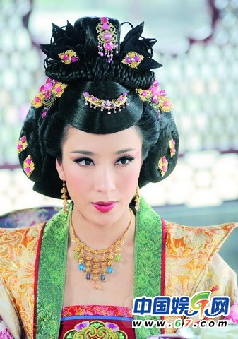 華妃PK容嬤嬤青出于藍 細數影視劇最毒婦人(圖)