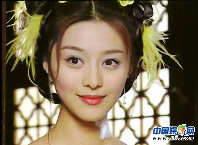 圖揭一線(xiàn)女星“青樓女子”扮相美艷比拼 清純劉詩(shī)詩(shī)完勝嫵媚蕭薔