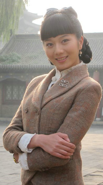 北影?；廊藞D譜 華妃蔣欣坎坷上位