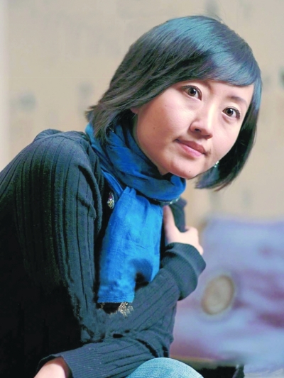 新書熱銷引諸多非議，閭丘露薇暗諷其采訪不專業(yè)