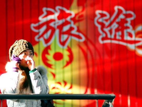 時(shí)評(píng):春運(yùn)百感交集 愛(ài)情親情友情一個(gè)不能少