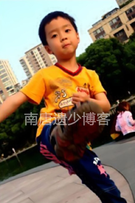 老牌歌手周冰倩6歲愛(ài)子曝光