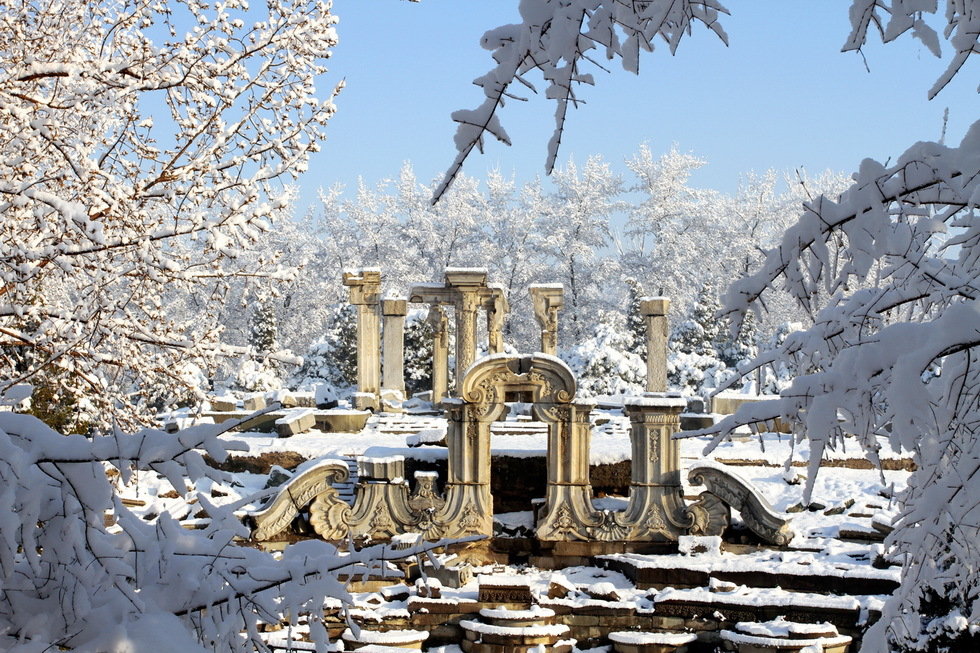 2013年3月20日早晨，降雪后的北京，全城銀裝素裹