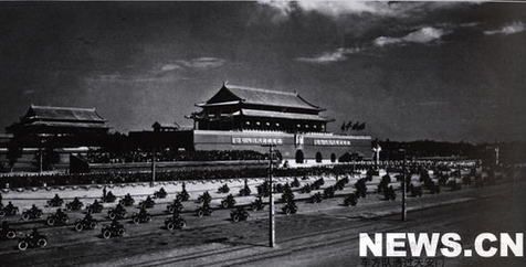1953年國慶閱兵 人民軍隊正規(guī)化建設成果