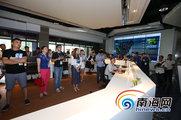 海口演豐互聯(lián)網(wǎng)小鎮(zhèn)筑巢引鳳來(lái) 網(wǎng)媒記者贊前景無(wú)限